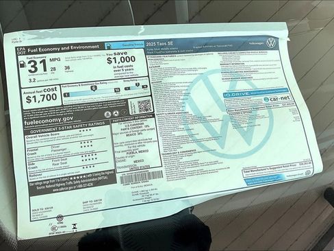 New 2025 Volkswagen Taos SE image 31