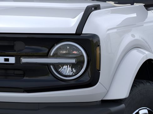 Used 2026 Ford Bronco Outer Banks AWD/4WD image 20