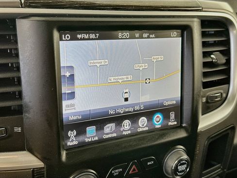 Used 2015 RAM 1500 Limited AWD/4WD image 19