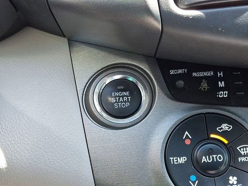 Used 2012 Toyota RAV4 Limited w/ Navigation Value Pkg AWD/4WD image 23