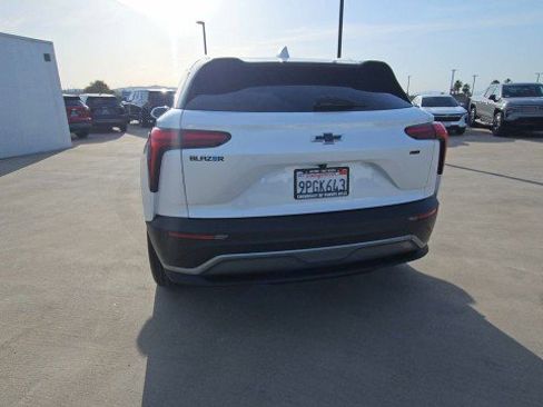 Used 2024 Chevrolet Blazer EV LT AWD/4WD image 7