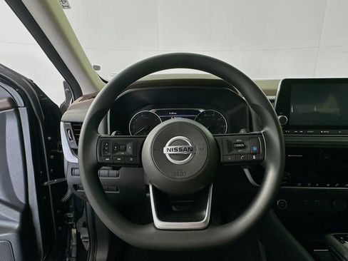 Used 2021 Nissan Rogue SV AWD/4WD image 11