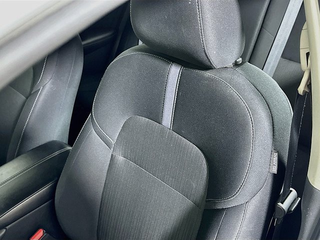 Used 2024 Nissan Sentra SV FWD image 19