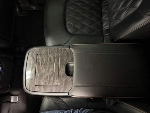 Used 2021 Nissan Armada Platinum w/ Captain's Chairs Package RWD image 31