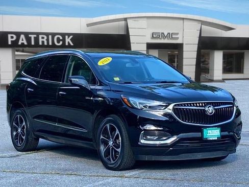 Used 2021 Buick Enclave Essence w/ LPO, Touring Package image 1