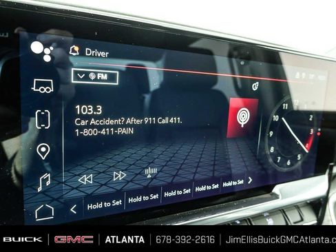 Certified 2025 GMC Sierra 1500 SLT AWD/4WD image 13