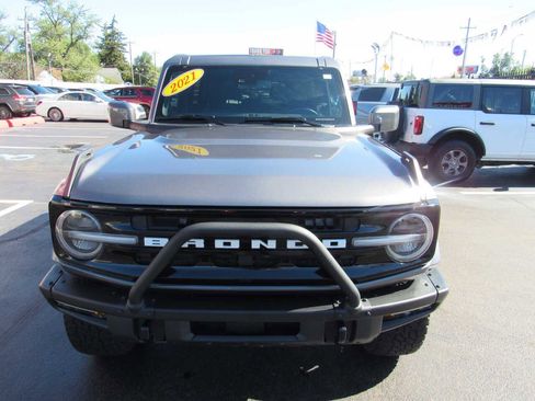 Used 2021 Ford Bronco Outer Banks image 3