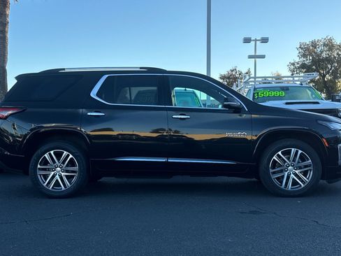 Used 2022 Chevrolet Traverse High Country image 4