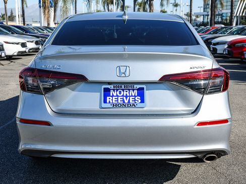 Used 2025 Honda Civic Sport image 9