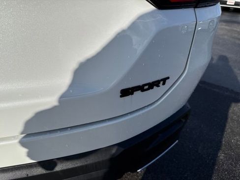 Certified 2025 Honda Pilot Sport image 47