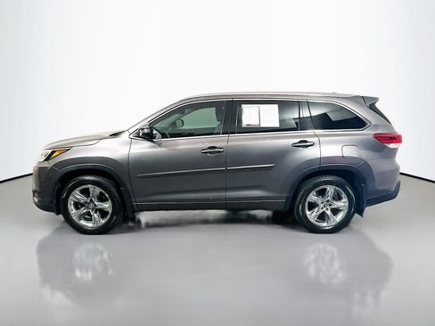 Used 2018 Toyota Highlander Limited Platinum AWD/4WD image 4