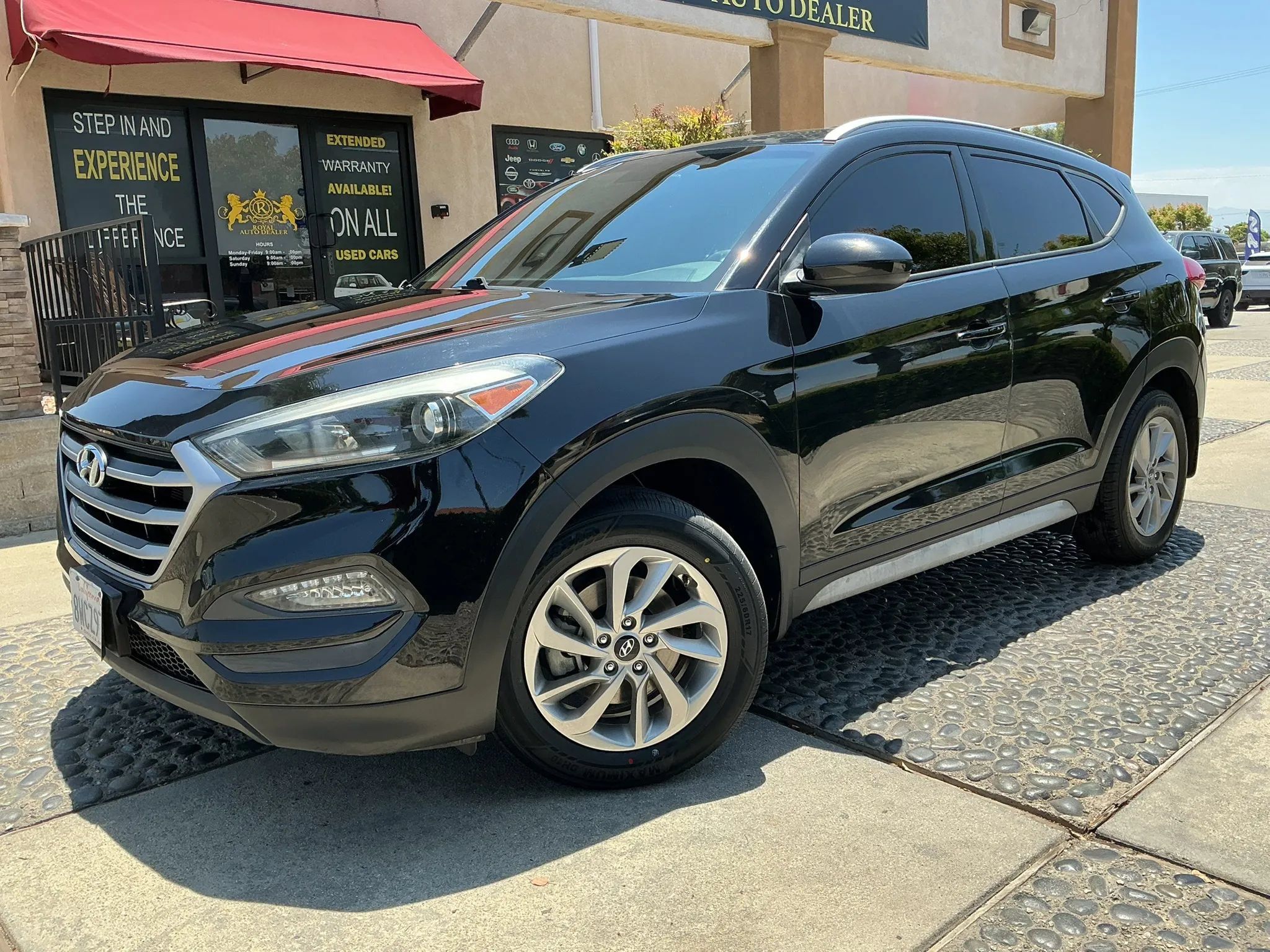 Used 2017 Hyundai Tucson SE w/ SE Popular Package 02 FWD image 1