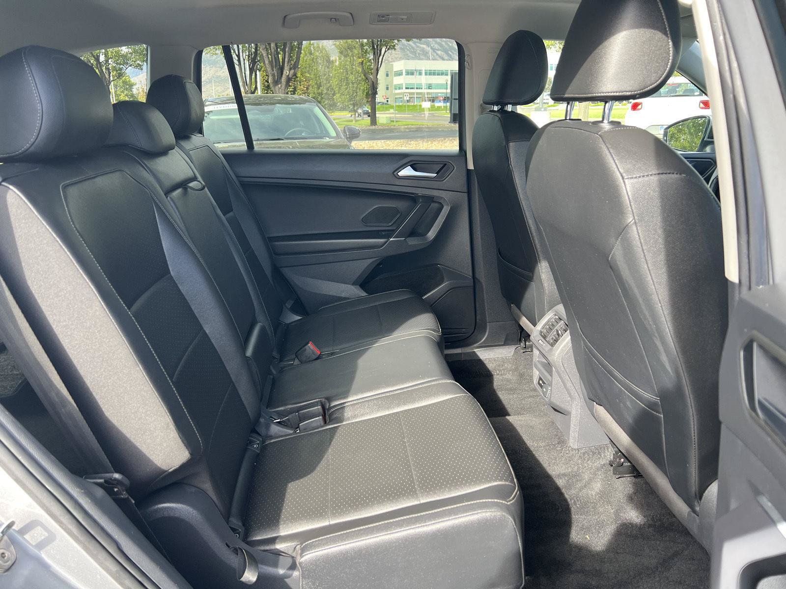 Used 2020 Volkswagen Tiguan SEL w/ 3rd Row Seat Package AWD/4WD image 5