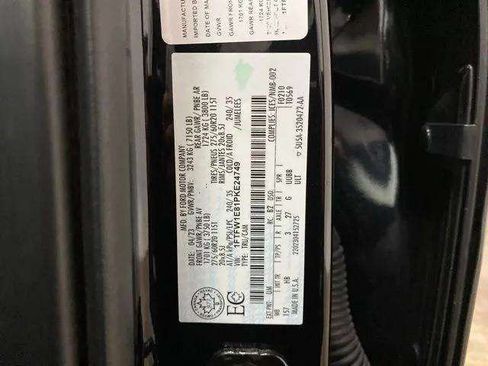 Used 2023 Ford F150 Lariat AWD/4WD image 90