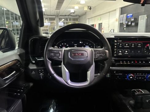 Used 2022 GMC Sierra 1500 Elevation w/ Elevation Premium Package AWD/4WD image 37