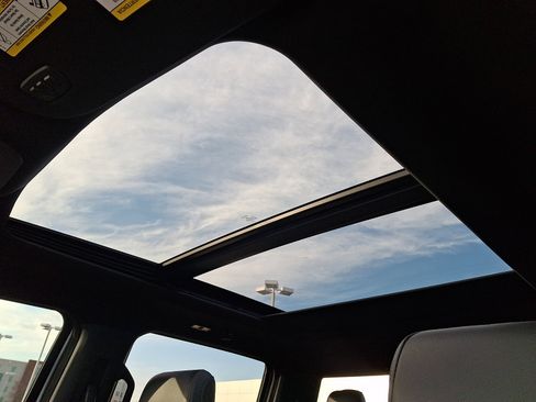 Used 2023 Ford F150 Lariat w/ Equipment Group 502A High image 21