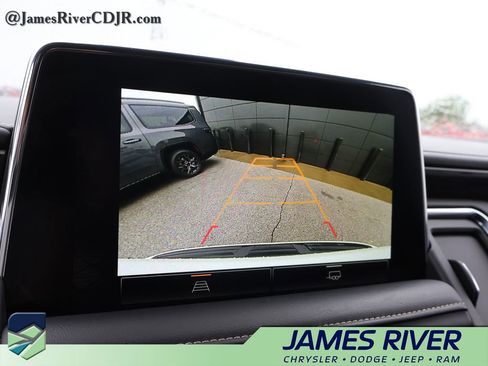Used 2024 GMC Yukon SLT AWD/4WD image 36