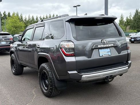 Used 2020 Toyota 4Runner TRD Off-Road Premium AWD/4WD image 6