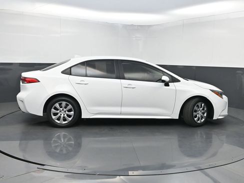 Used 2023 Toyota Corolla LE FWD image 40