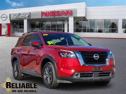 Certified 2022 Nissan Pathfinder SV w/ SV Premium Package