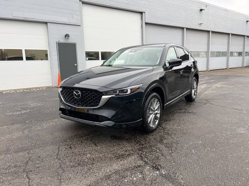 New 2025 MAZDA CX-5 AWD 2.5 S w/ Premium Plus Pkg image 18