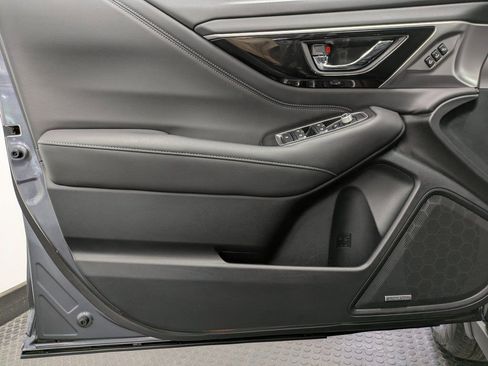 Used 2020 Subaru Outback Limited XT image 7