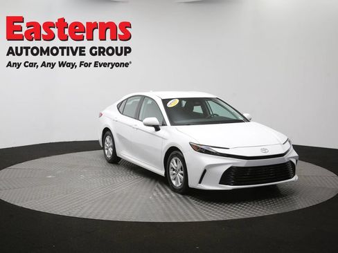 Used 2025 Toyota Camry LE FWD image 48