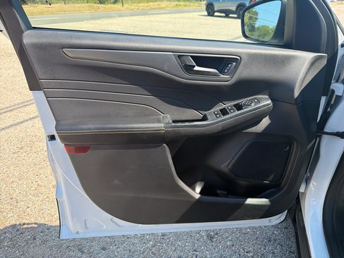 Used 2024 Ford Escape Active FWD image 23
