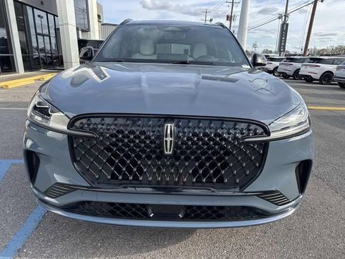 New 2026 Lincoln Aviator Black Label w/ Jet Appearance Package image 2