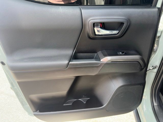 Used 2021 Toyota Tacoma TRD Pro AWD/4WD image 25