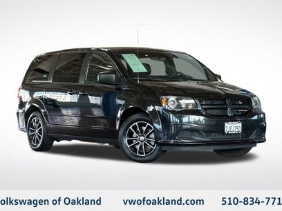 Used 2015 Dodge Grand Caravan SE w/ Quick Order Package 29E SE