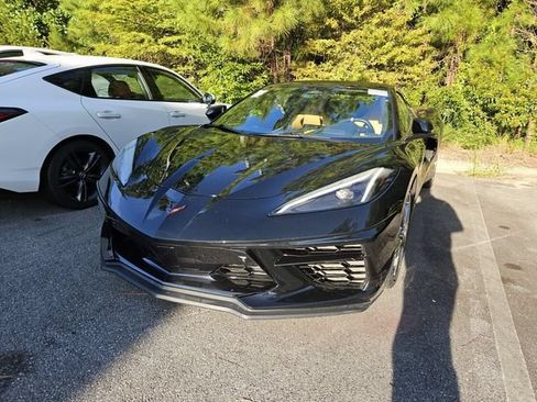 Used 2024 Chevrolet Corvette Stingray Preferred Conv w/ 2LT RWD image 2