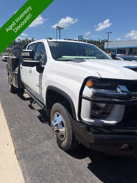 Used 2022 Chevrolet Silverado 3500 LT w/ Convenience Package AWD/4WD image 1