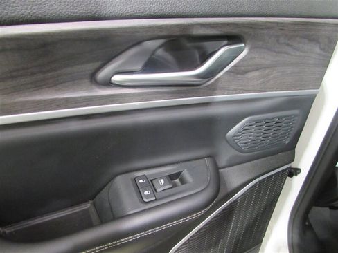 Used 2023 Jeep Grand Cherokee 4WD 4xe image 21