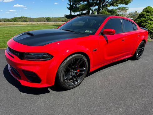 Used 2021 Dodge Charger Scat Pack RWD image 2