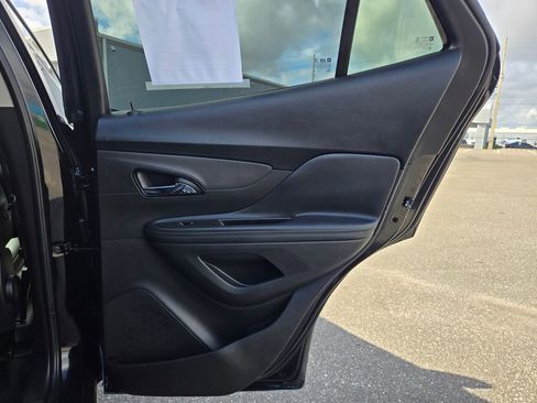 Used 2019 Buick Encore Sport Touring image 41