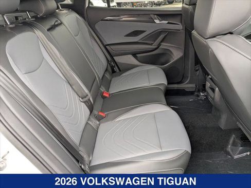 New 2026 Volkswagen Tiguan SE R-Line FWD image 17