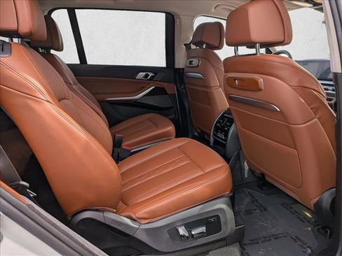 Certified 2025 BMW X7 xDrive40i AWD/4WD image 30