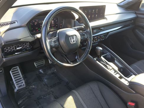 Used 2024 Honda Accord Sport image 12