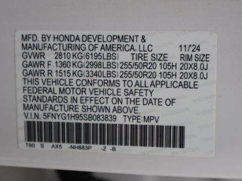 Used 2025 Honda Pilot Black Edition image 34