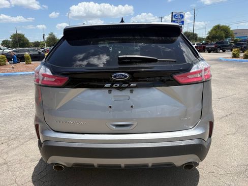 Used 2022 Ford Edge Titanium w/ Equipment Group 301A AWD/4WD image 4
