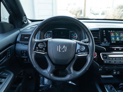 Used 2021 Honda Pilot Black Edition image 13