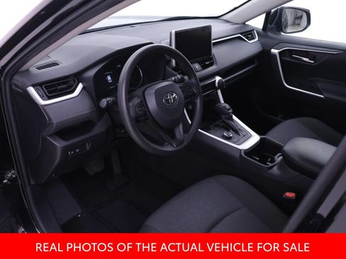 Certified 2025 Toyota RAV4 XLE AWD/4WD image 3