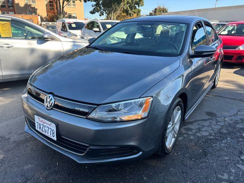 Used 2013 Volkswagen Jetta Hybrid Sedan FWD image 1
