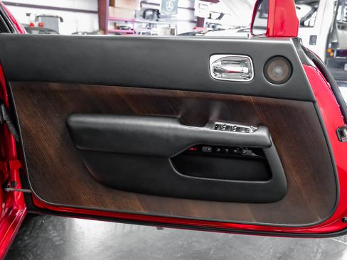 Used 2014 Rolls-Royce Wraith image 39