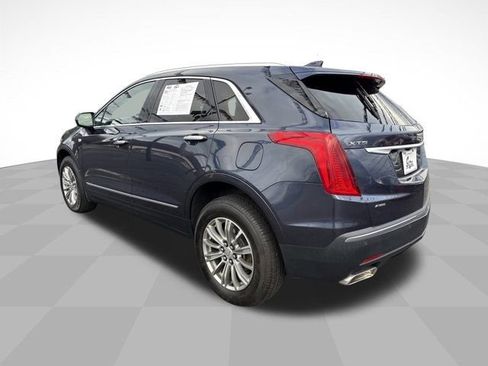 Used 2018 Cadillac XT5 Luxury w/ Driver Awareness Package image 7