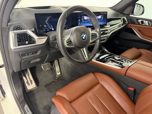 Certified 2024 BMW X7 M60i w/ Executive Package AWD/4WD image 4