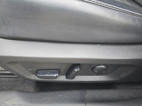 Used 2024 Mitsubishi Outlander SE image 10