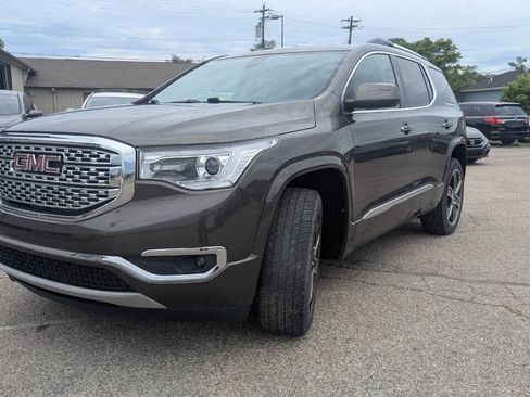 Used 2019 GMC Acadia Denali FWD image 3
