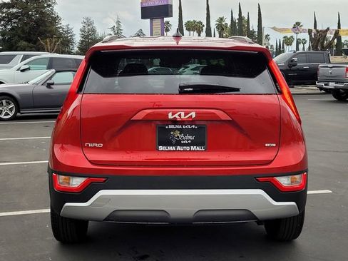 New 2026 Kia Niro LX image 5